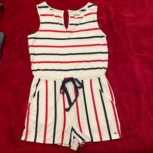Vineyard vines romper size S